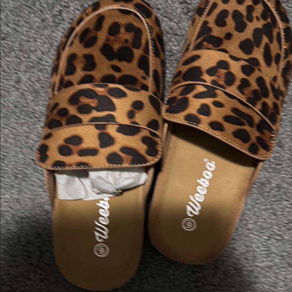 Women's Leopard Print Loafers